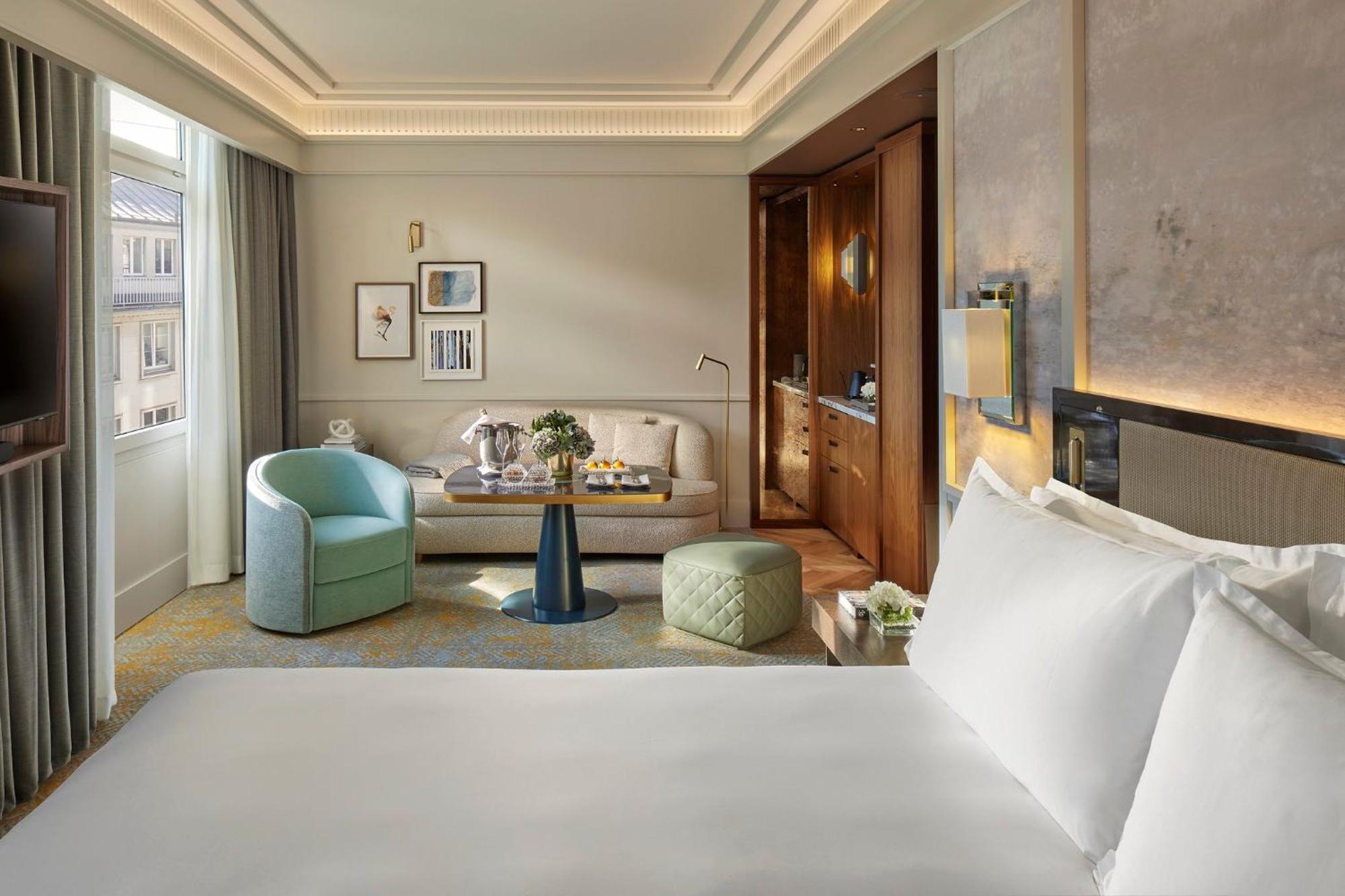 Junior Suite,1747408616:JPEG