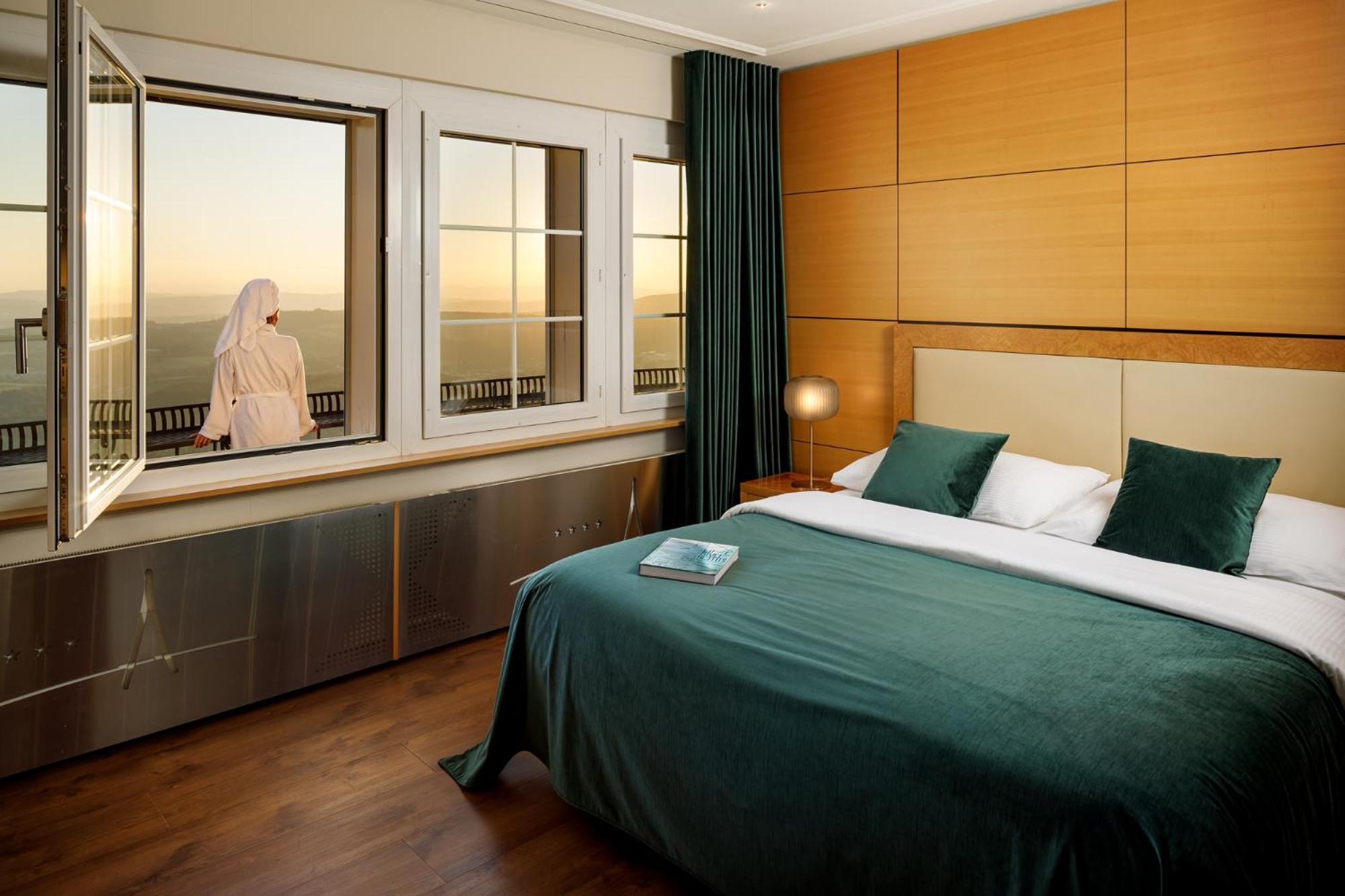 Residence Suite with View over the Valley