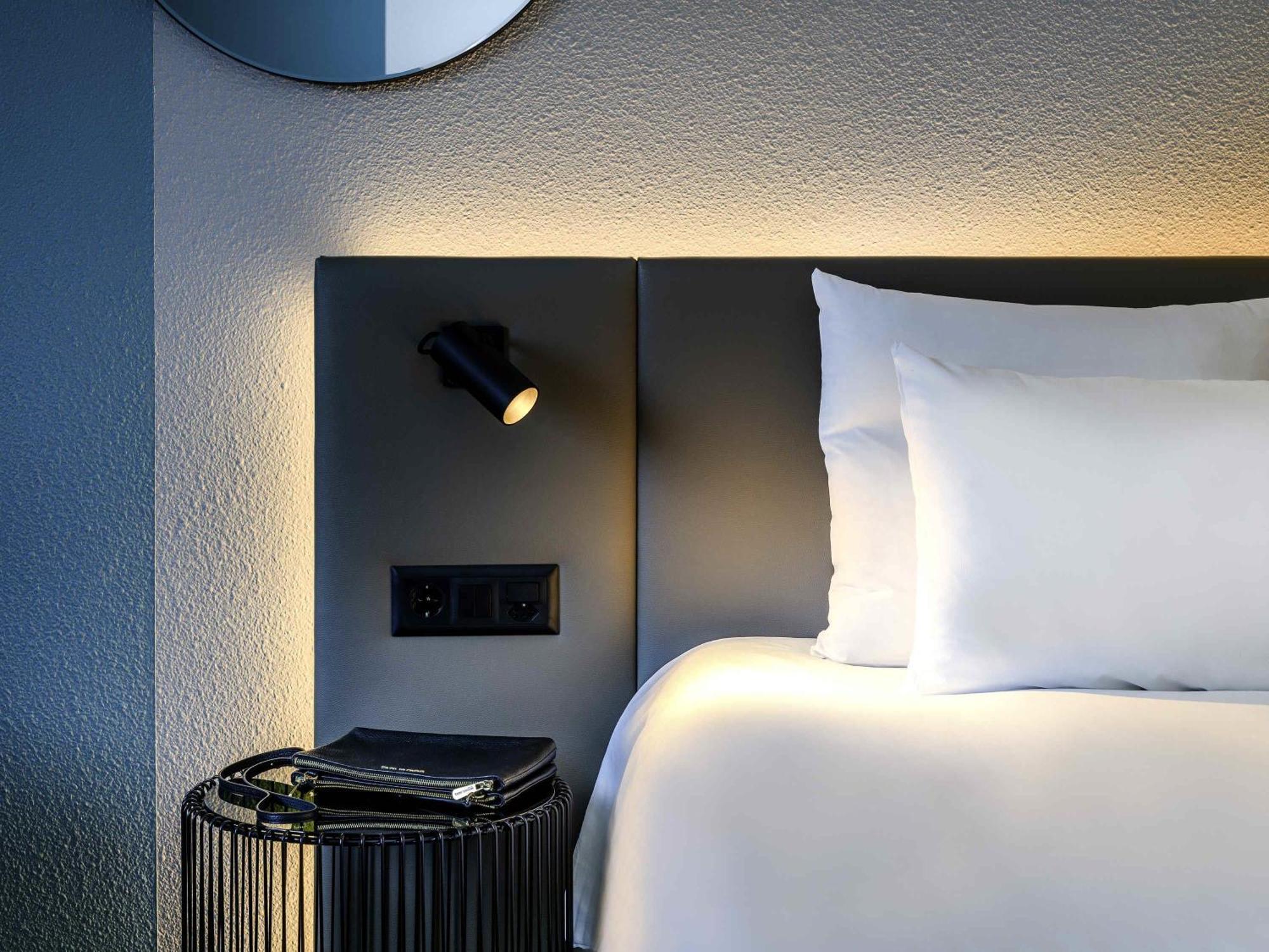 Quarto Superior com Cama Queen-size e Poltrona ou Sofá