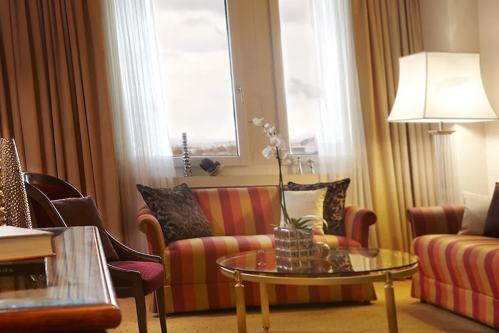 Renaissance Zurich Hotel-1