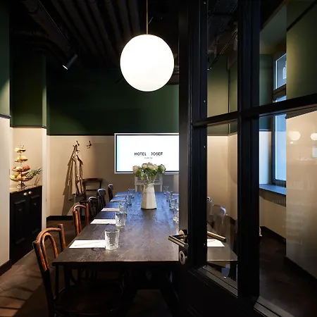 Boutique Hotel Josef-2
